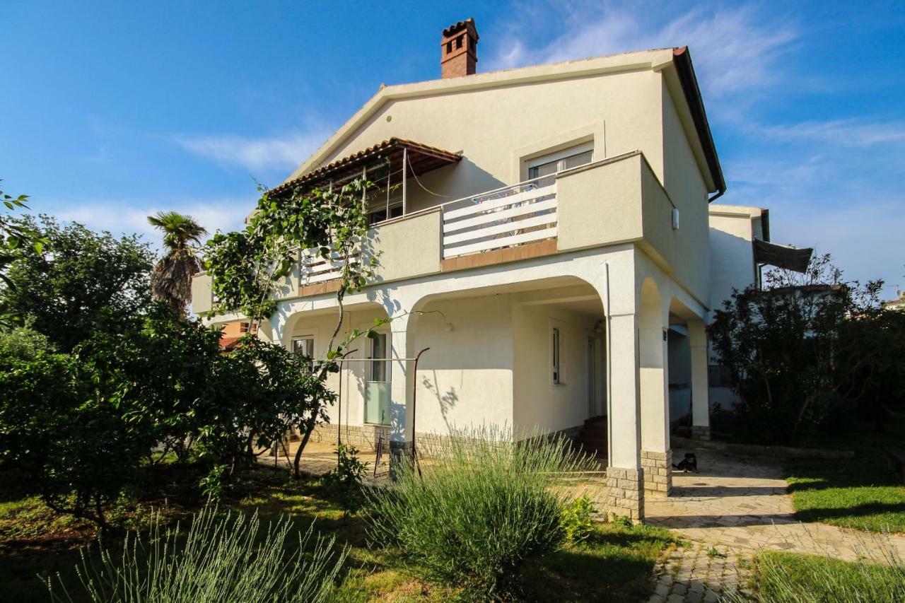 Cukon Holiday Home Medulin Exterior photo