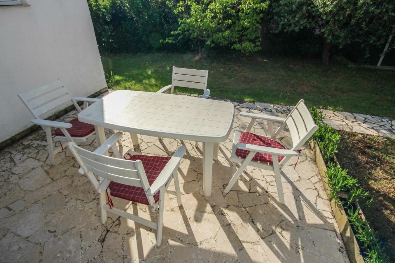 Cukon Holiday Home Medulin Exterior photo
